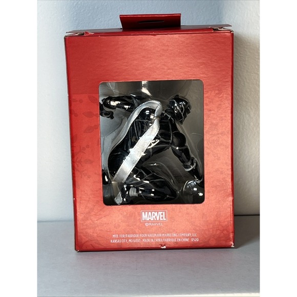 LIKE‎ NEW Hallmark BLACK PANTHER Marvel Comics Resin Christmas Tree Ornament - Picture 3 of 6